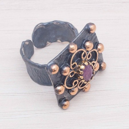 Anillo diseño chapado en oro con rubí  Plata de Ley 925