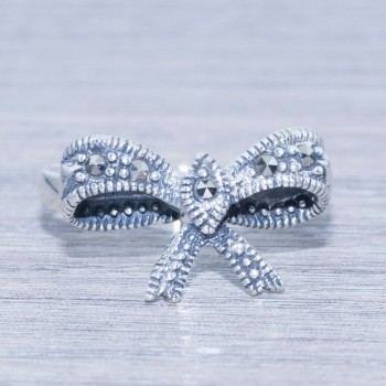 Anillo lazo con marquesita Plata de Ley 925