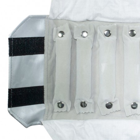 Manta para anillos plateada