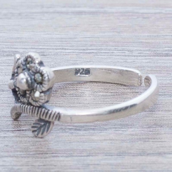 Anillo marquesita flor Plata de Ley 925