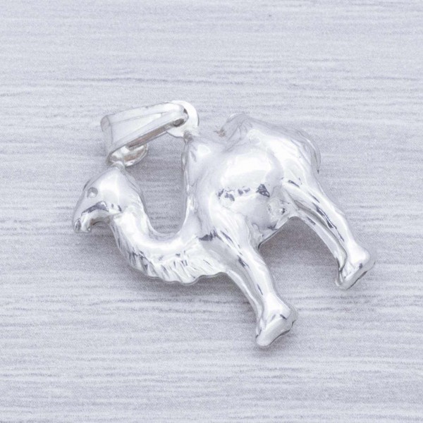 Colgante camello esmaltado Plata de Ley