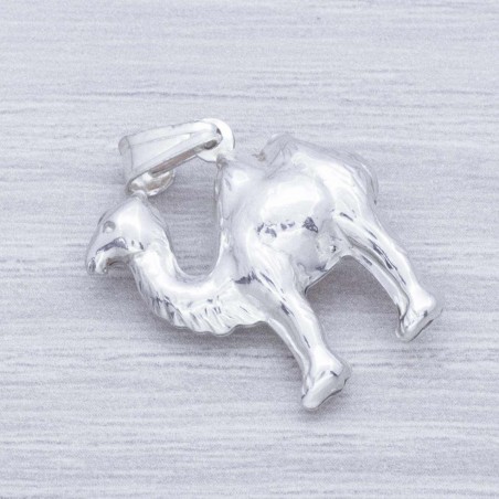 Colgante camello esmaltado Plata de Ley