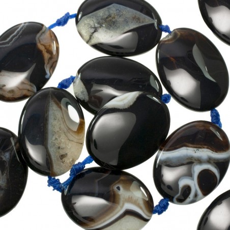 Jade Imperial oval tira de 40 cm