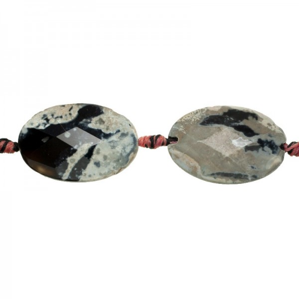 Jade Imperial oval facetado hilo rosa