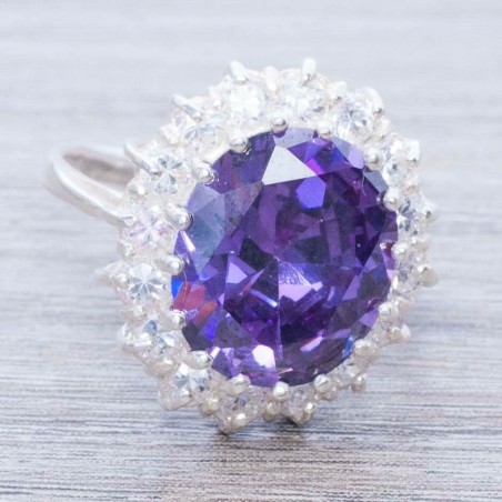 Anillo con circonia oval Plata de Ley 925