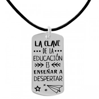 Collar chapa grabada para Profe o Maestro Plata de Ley - Karissma