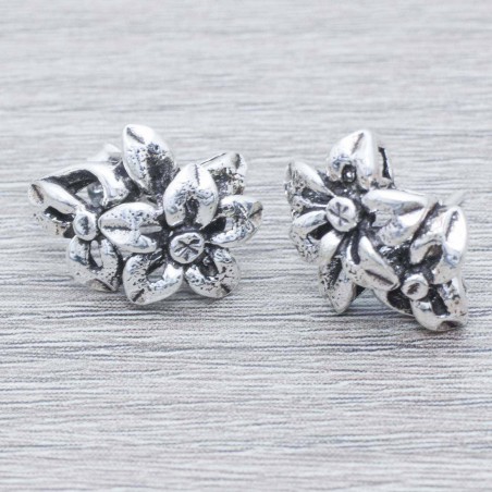 Pendientes flor oxidada Plata de Ley 925
