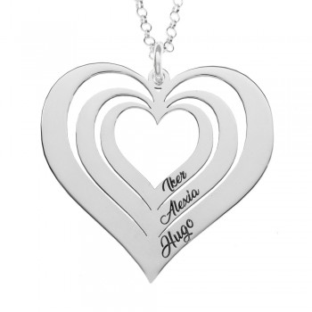 Collar triple corazón con nombres personalizado 2