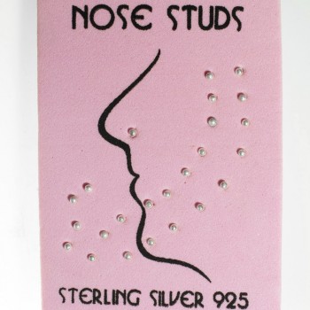 24 piercing nariz bolita 2 mm de Plata de Ley - Karissma