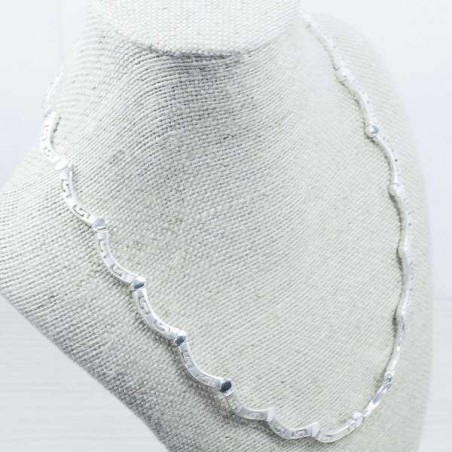 Collar diseño greca mate Plata de Ley 925