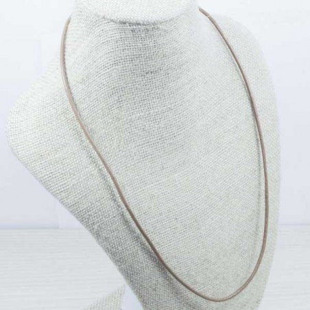 Cordón de cuero beige en Plata de Ley 925